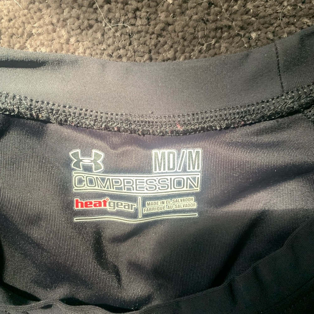 Under armor compression top - Picture 2 of 2